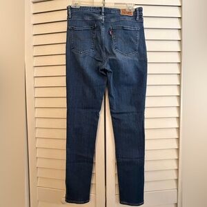 👖✨LEVI’S Women's 721 HR Skinny Stretch Jeans Dark Blue 28” Waist 30” Long EUC!✨👖